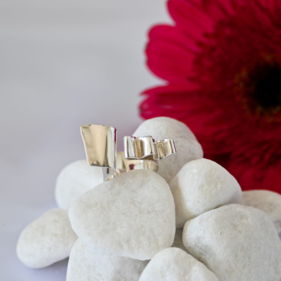 sterling silver ribbon ring made of sterling silver, sterling silver ribbon ring made of 24K gold plated silver, ribbon ring made of sterling silver of Greek manufacture, handmade ribbon ring made of sterling silver, ribbon statement ring made in Greece, large ribbon ring made of sterling silver.