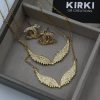 Viral Angel Wings Zircon Necklace in 18K gold-plated stainless steel. Sparkling zircon and angel-wing charm for layered or statement jewelry looks.