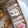 Adjustable gold ring with 3D floral design